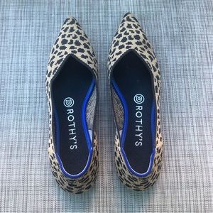 Rothy’s Pointed Toe Animal print Flats Size W 7.5.